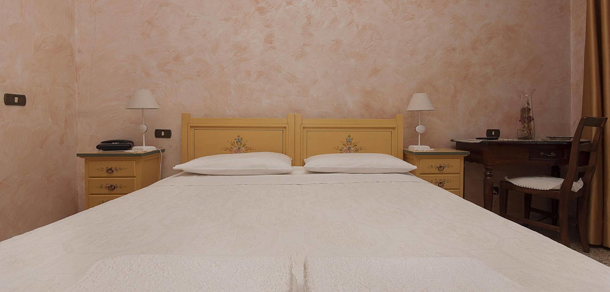 Hotel La Villa Ceccano 외부 사진